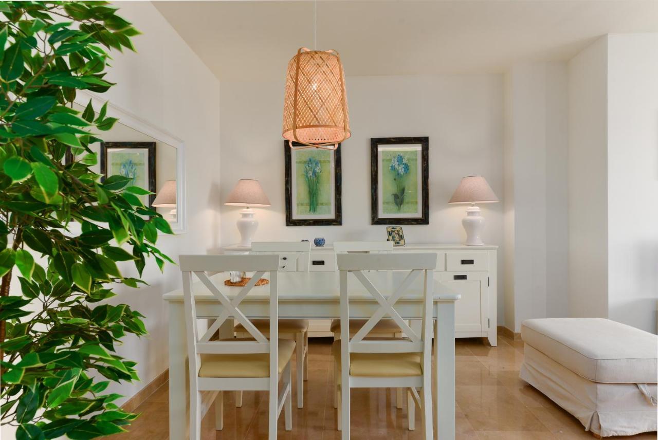 Duquesa Port Retreat Apartment Manilva Ngoại thất bức ảnh