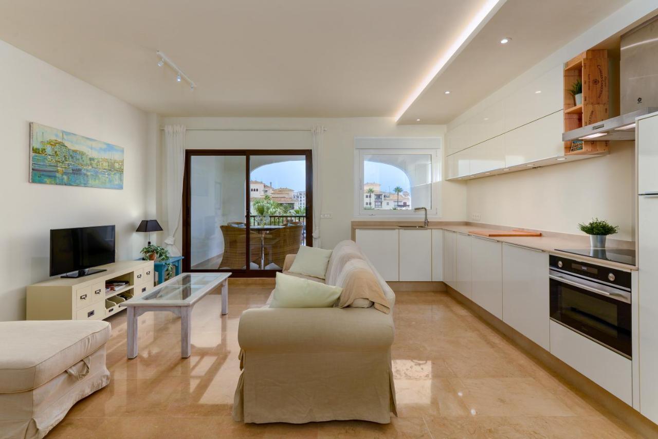 Duquesa Port Retreat Apartment Manilva Ngoại thất bức ảnh