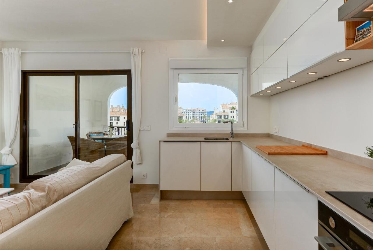 Duquesa Port Retreat Apartment Manilva Ngoại thất bức ảnh