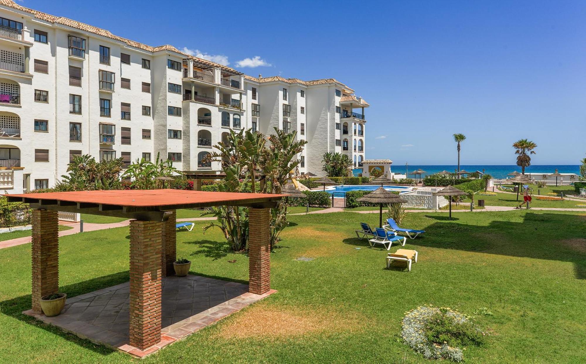 Duquesa Port Retreat Apartment Manilva Ngoại thất bức ảnh